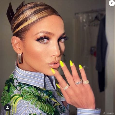 jennifer lopez instagram pics.